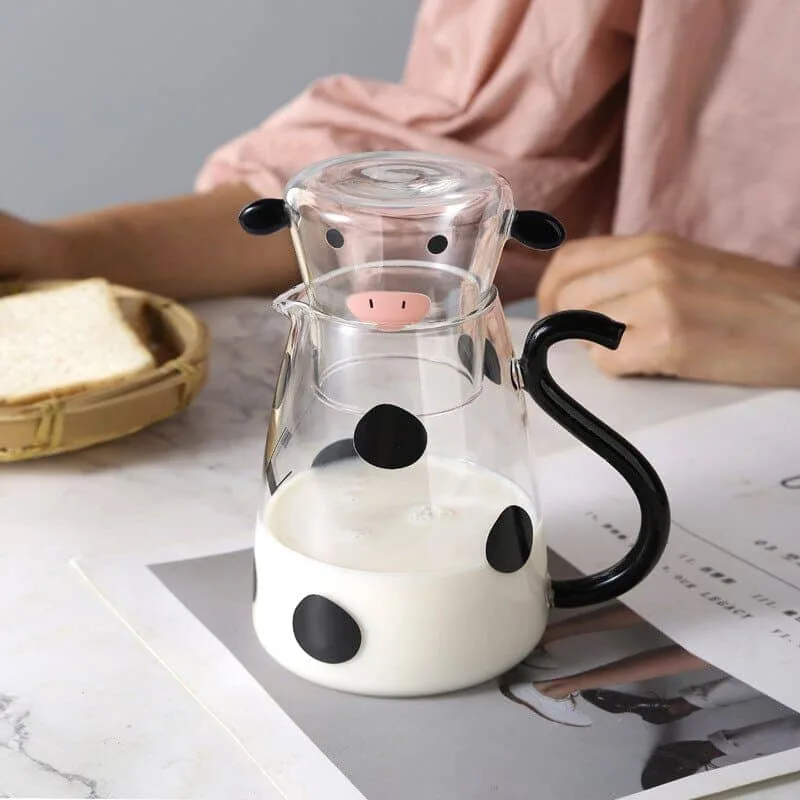 Glass Pitcher with Cow-Shaped Glass